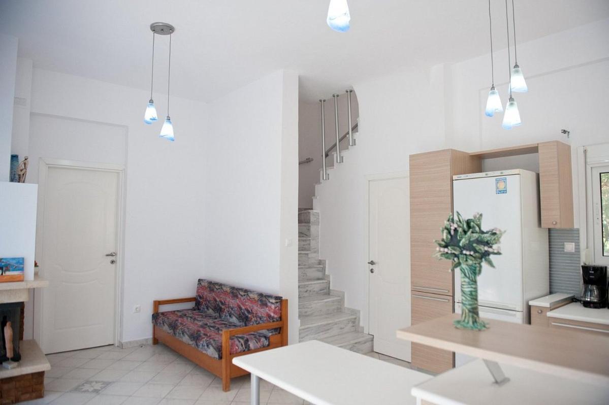 Villa Elena ออร์โมส ปานากีอาส ภายนอก รูปภาพ